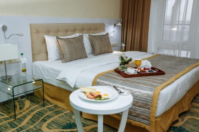 Комфорт де люкс, KAZZHOL Almaty 4*