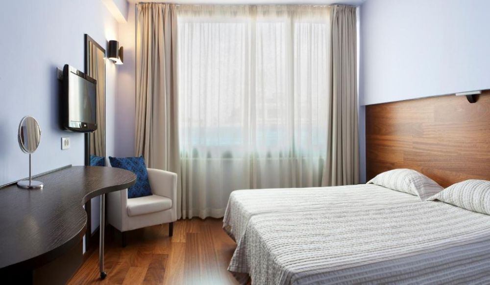 Standard Room, Athens Center Square Hotel 3*