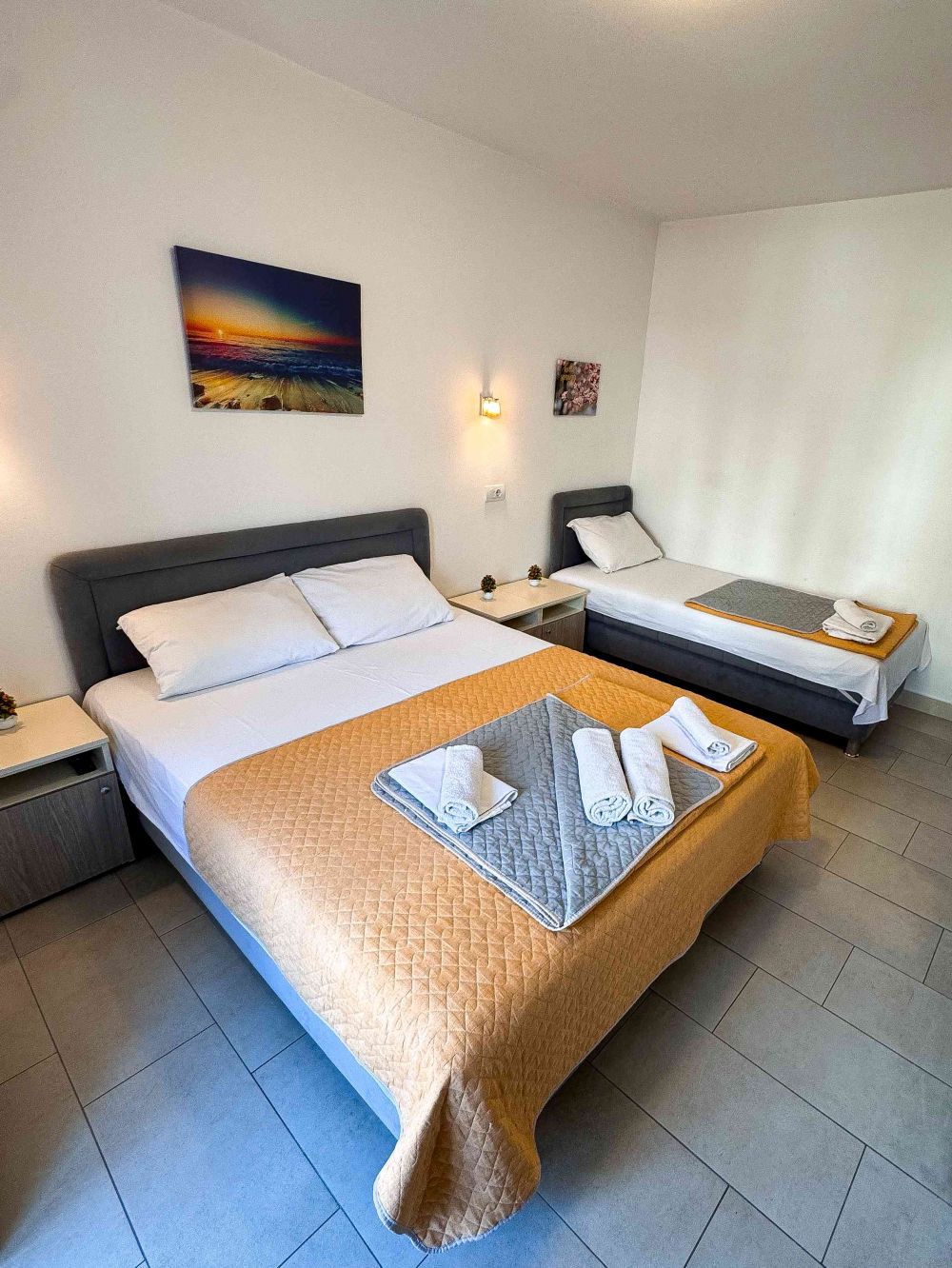 TRPL room, DMD Budva 3*