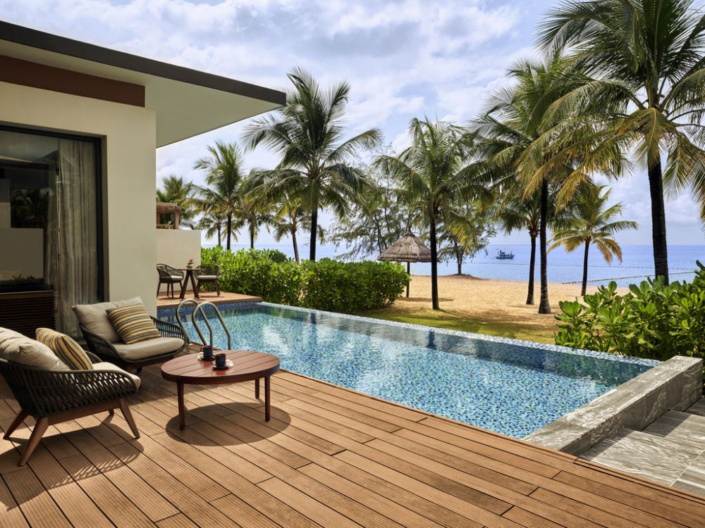 3 Bedroom Villa Beach Front Private Pool, Movenpick Resort Waverly & Movenpick Villas Residence Phu Quoc 5*