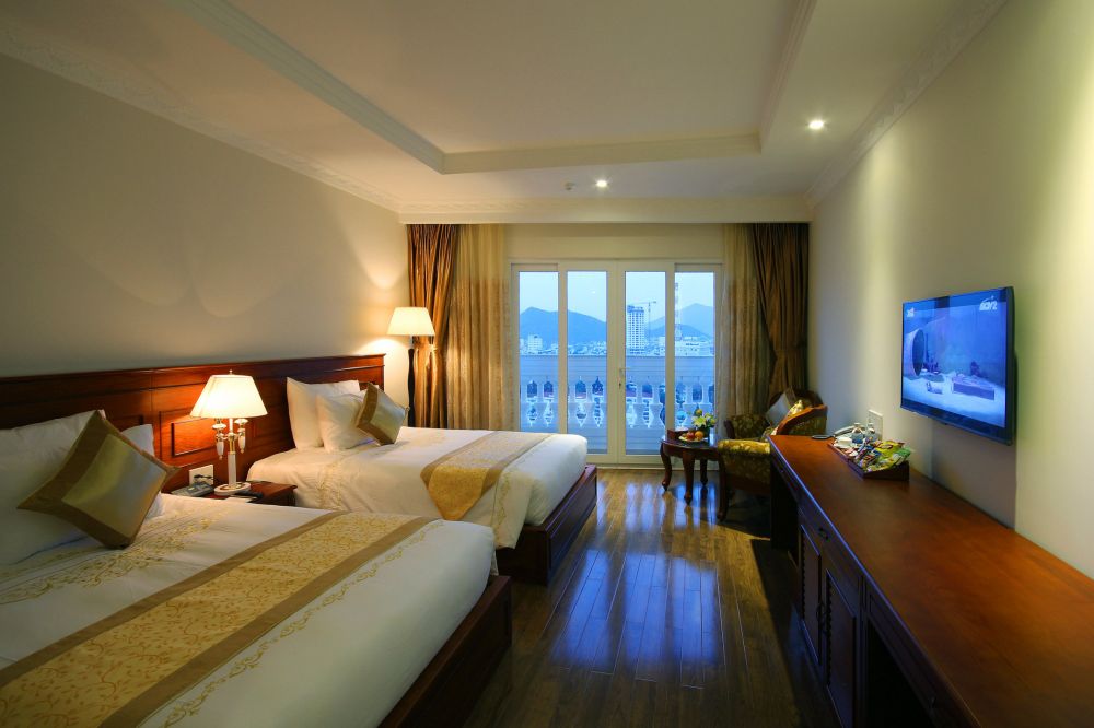 Superior City View, Nha Trang Palace 4*