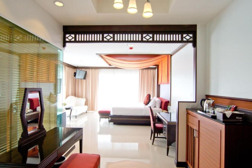 North Wing Suite, Welcome World Beachfront Resort 4*