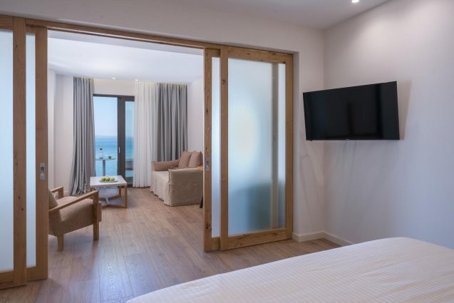 Superior Suite, Grand Saranda 4*