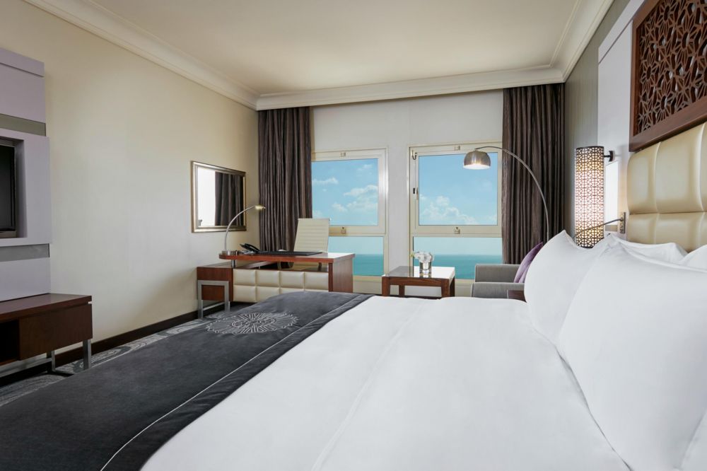Club InterContinental Room City View/ Sea View, InterContinental Doha Beach & SPA 5*