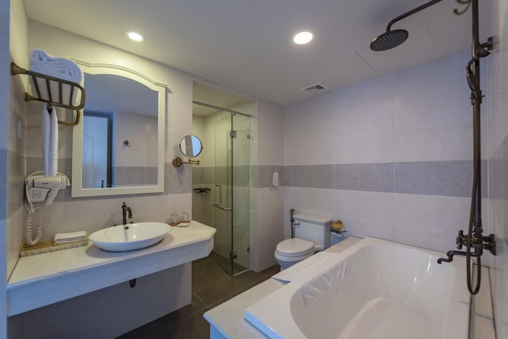 Prince Suite, Nha Trang Prince 4*