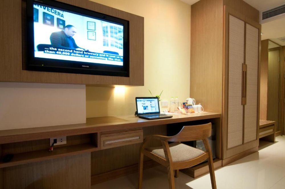 Superior Room, Ashlee Plaza Patong Hotel & Spa 3+