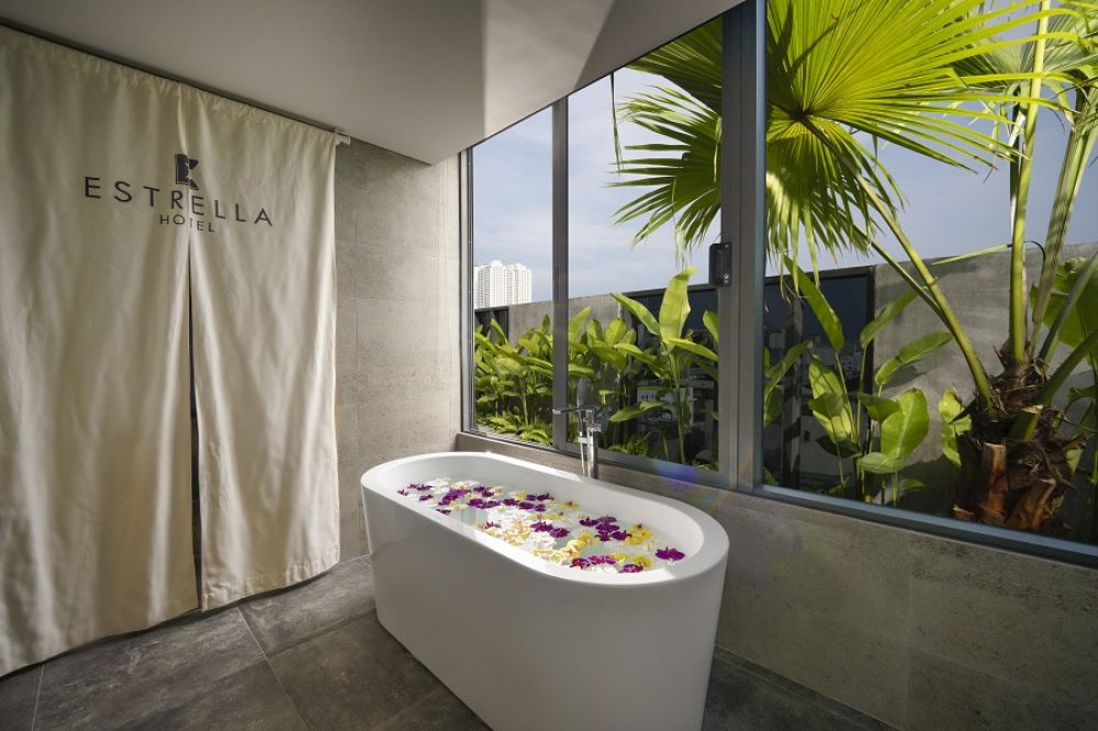 Estrella Suite with Jacuzzi City View, Estrella Boutique Hotel 3*
