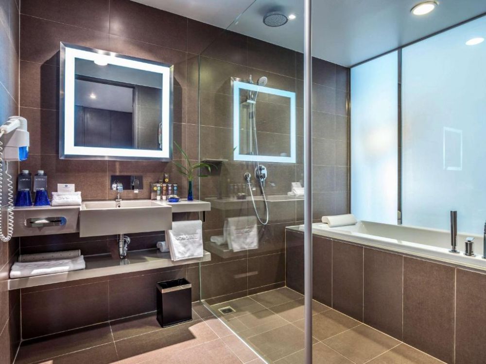 Junior Suite, Novotel Bangkok Ploenchit Sukhumvit 4*