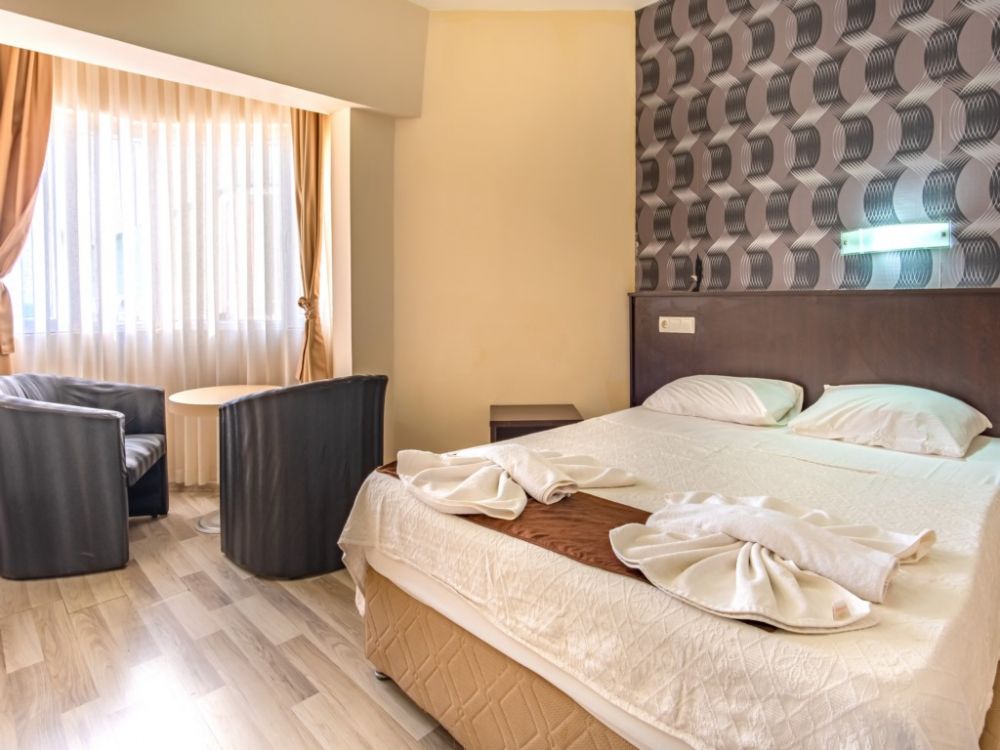Standard Room, Hotel Green Gold 4*