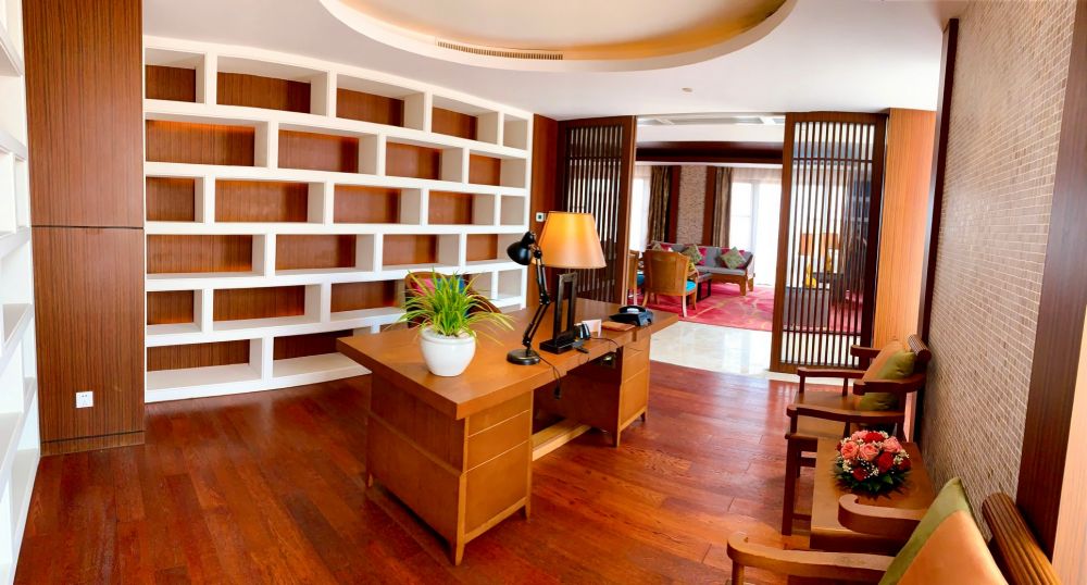 Executive Suite, Crowne Plaza Danang 5*