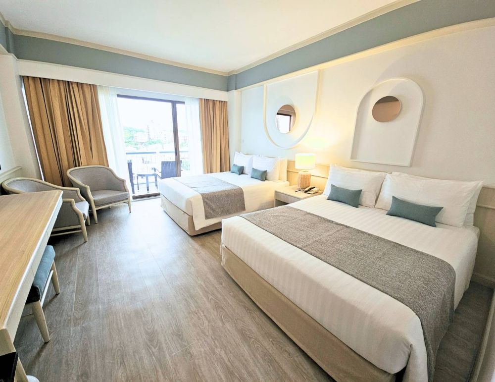 Superior Family/Superior Family Seaview (Grand Wing), Cosy Beach Hotel 3+