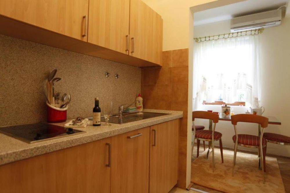 АРР 05+1, Perovic Apartments 4*