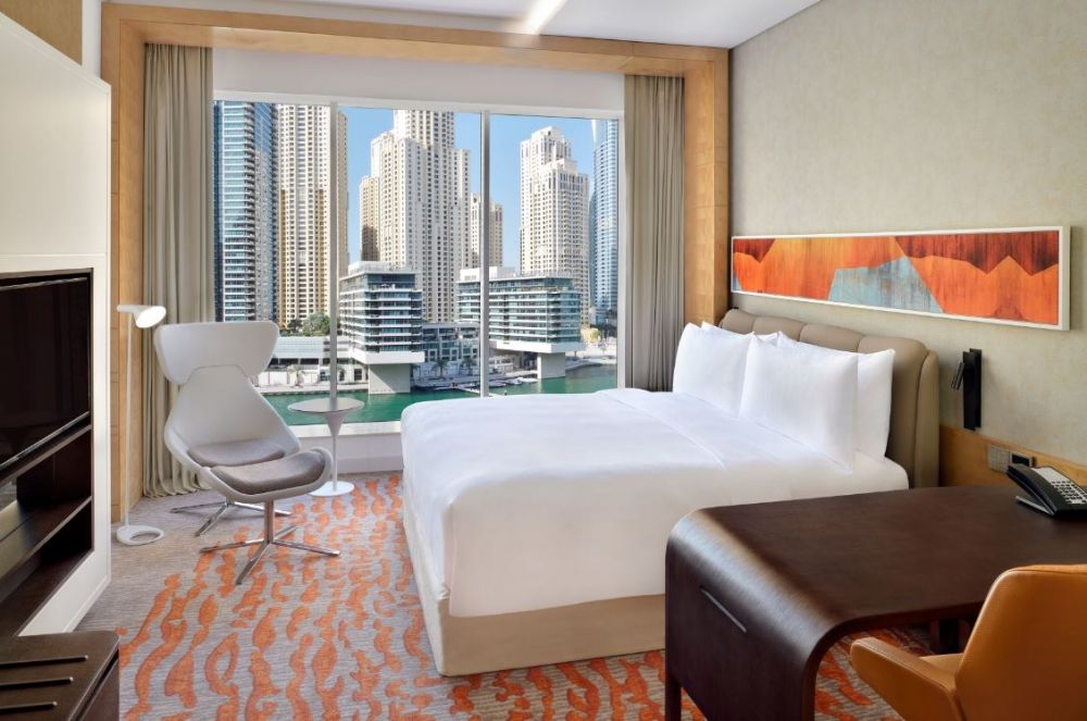 Standard Room Marina View, Crowne Plaza Dubai Marina 5*