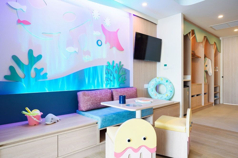 Pool Access Family (Vhari Waters Wing), Katathani Phuket Beach Resort 5*