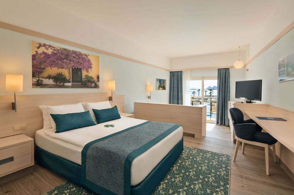 Superior Room, La Blanche Resort and Spa 5*