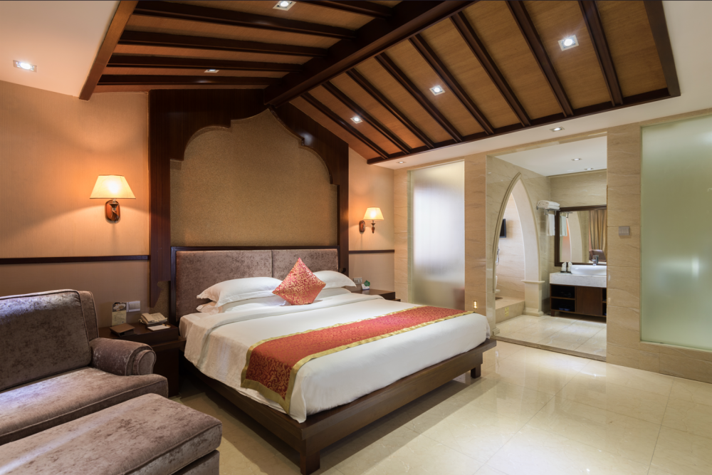 Bright 1-bedroom suite with sea view, Grand Metropark Bay Hotel Sanya 5*