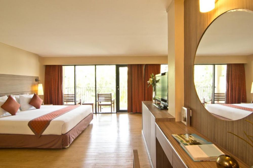 Junior Suite, The Green Park Resort 3*