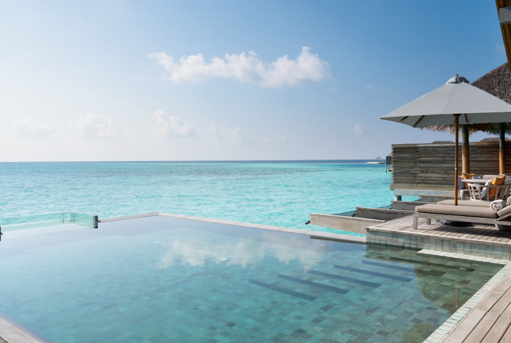 One Bedroom Over Water Pool Residence (Sunset View), Vakkaru Maldives 5*