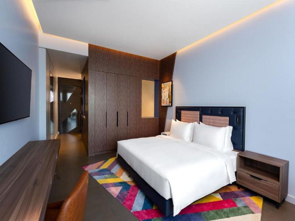 King/Twin Room, Hyatt Centric Jumeirah Dubai 5*