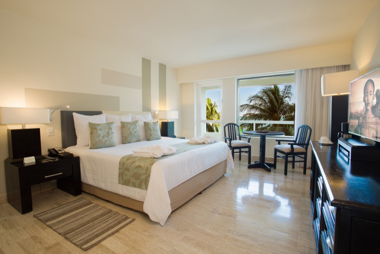 Deluxe Partial Ocean View Room/ With Balcony, Dreams Sands Cancun Resort & Spa 5*