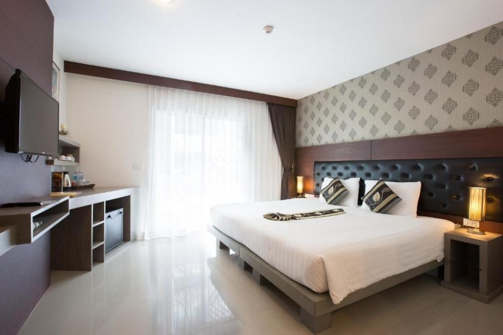 Deluxe, Hemingways Silk Hotel 3*