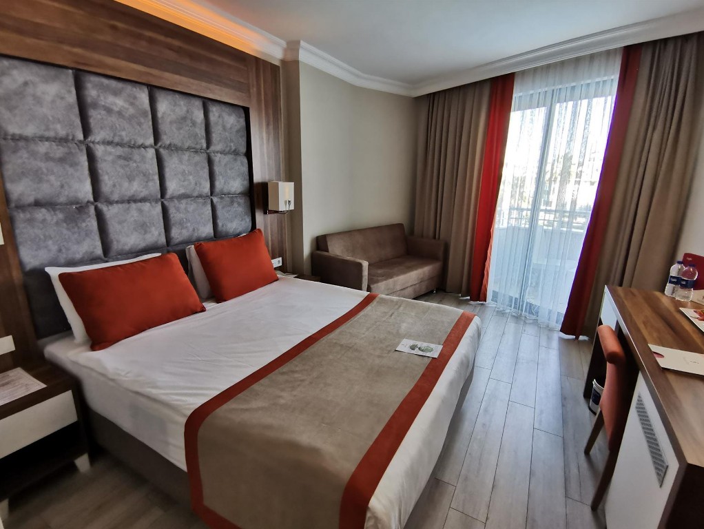 Standard Room, Grand Seker Hotel 4*