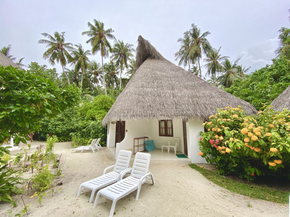 Garden Room, Fihalhohi Island Resort 4*