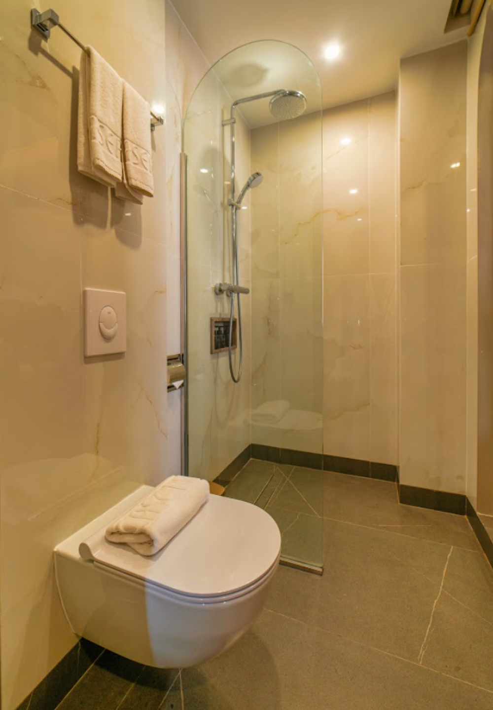 Duo Standard City View, CASEPIA Hotel Phu Quoc 3*