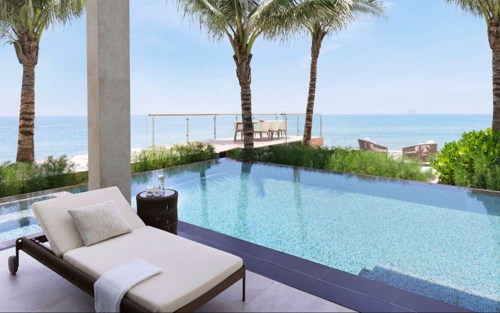 Ocean Front 1 Bedroom with Pool, Gran Melia Nha Trang 5*