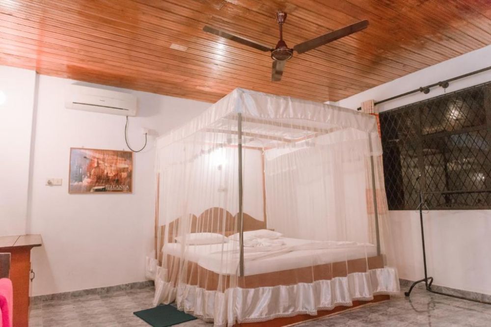 Rock Villa Deluxe AC/non a/c (Upper Villa Deluxe AC/non a/c), Rock House 1*