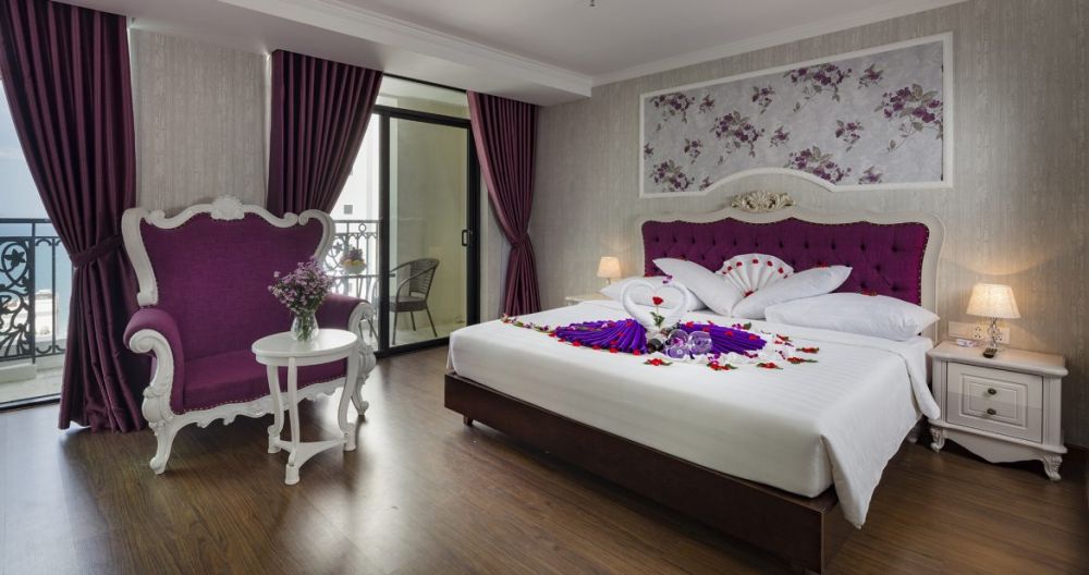 Suite, Bonjour Nha Trang Hotel 4*