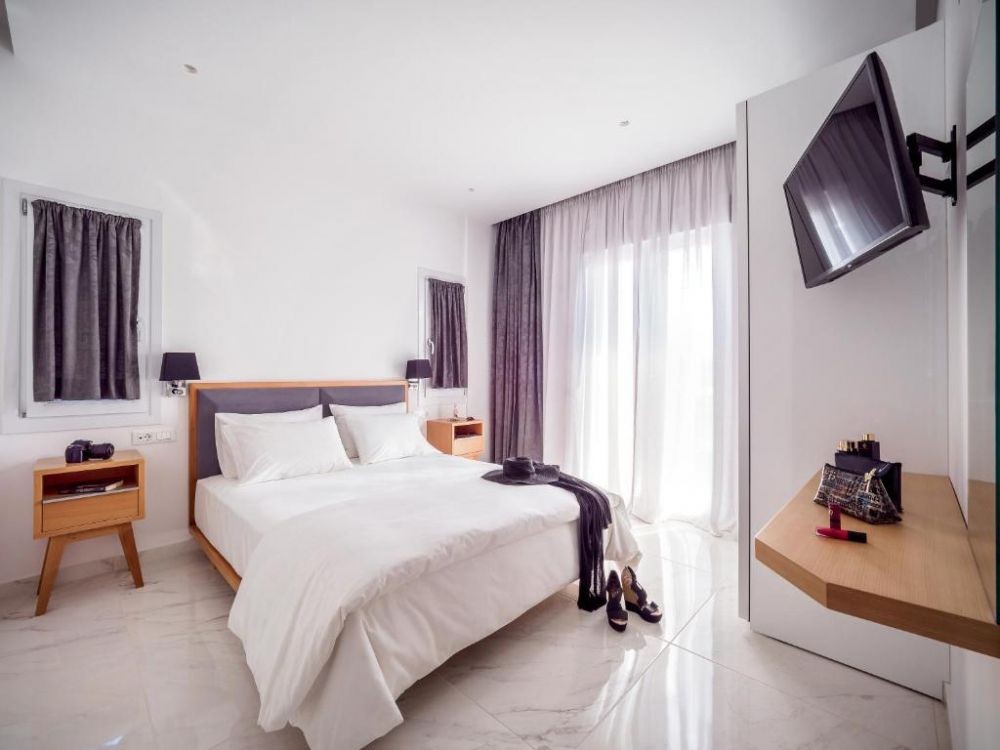 Executive Villa, Elysian Suites CHC 4*