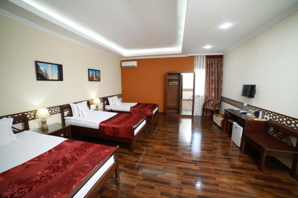 Triple Room, Arkanchi 2*