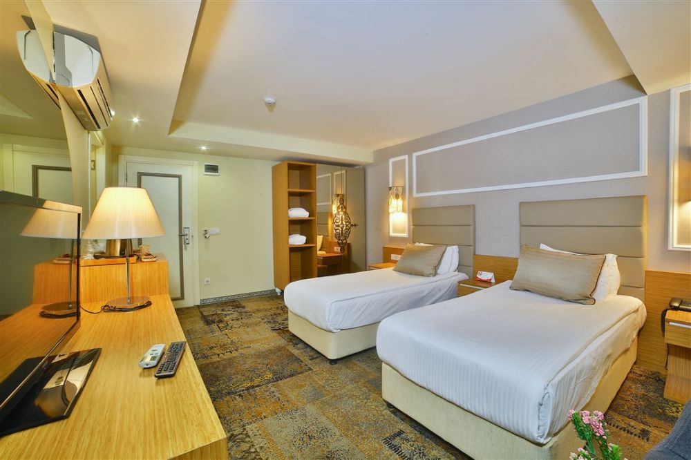 Standad Room, All Seasons Hotel 4*