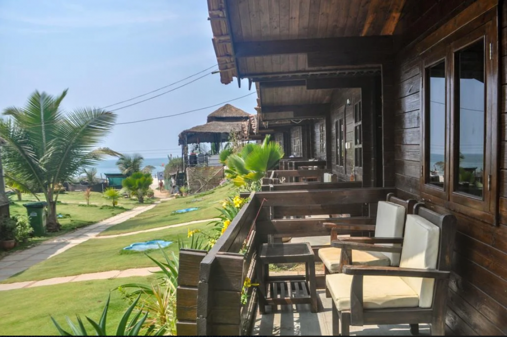 Side Sea View Cottage, Lotus Sutra 3*