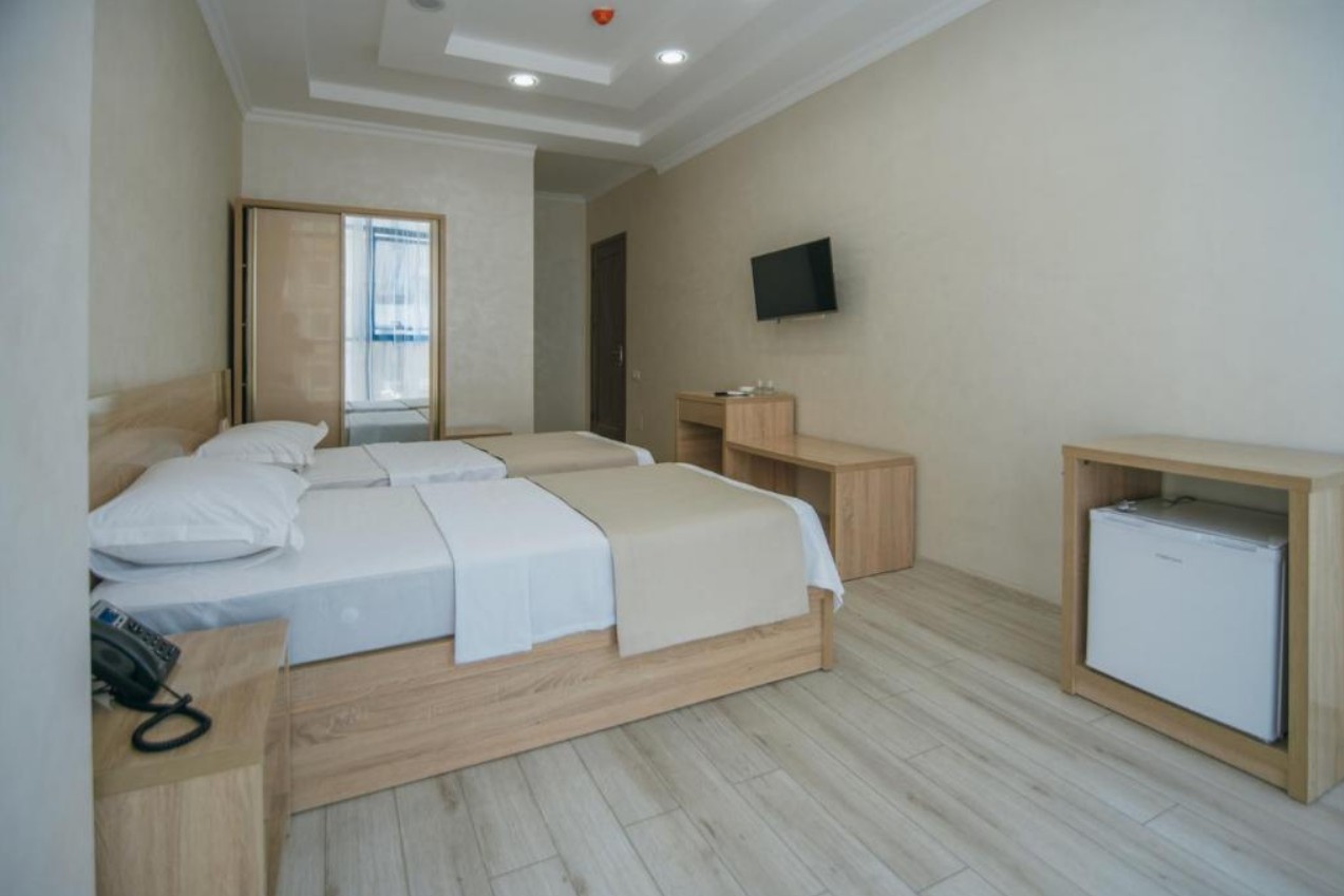 Standard, Batumi Palace 4*