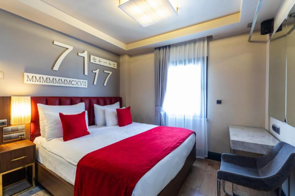 Standard, Ramada By Wyndham Istanbul Pera 5*