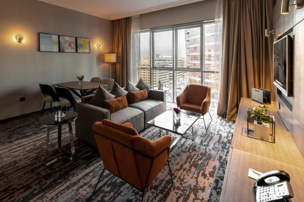 One Bedroom Suite, Edge Creekside Hotel 4*