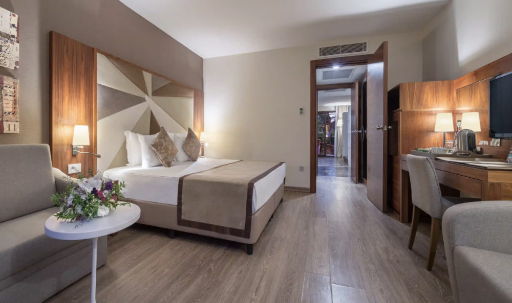 Lagoon Family Suite, Nirvana Mediterranean Excellence 5*