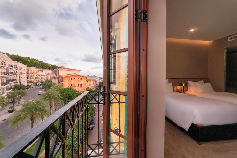 Duo Deluxe City View/Sea View, CASEPIA Hotel Phu Quoc 3*