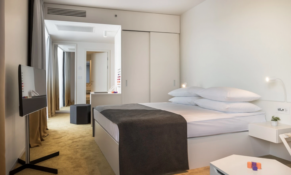 Classic room - single use, Family Hotel Amarin 4*