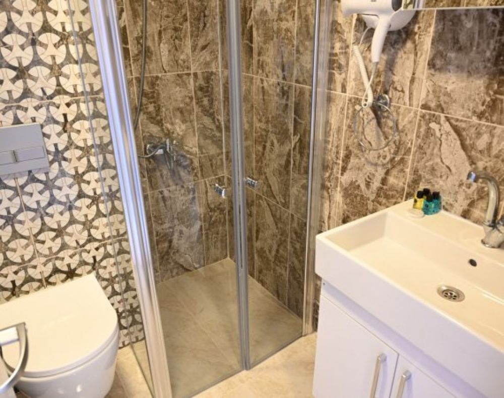 Standard Room, Roxx Royal Hotel 4*