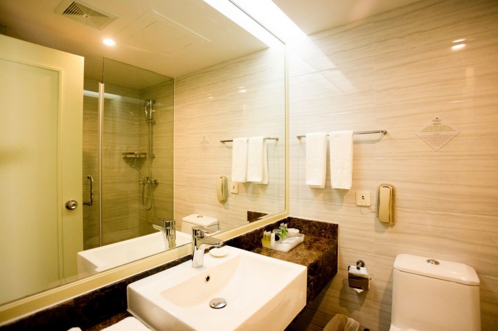 Quadruple Suite, Golden Palm Resort 4*