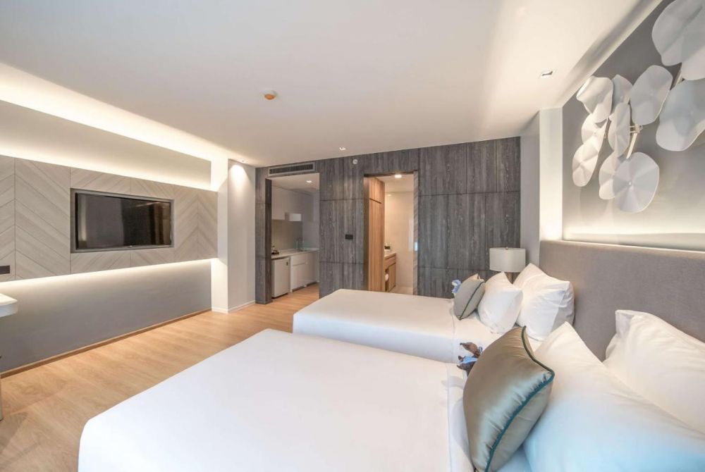 Superior Room, Wyndham La Vita Phuket 5*