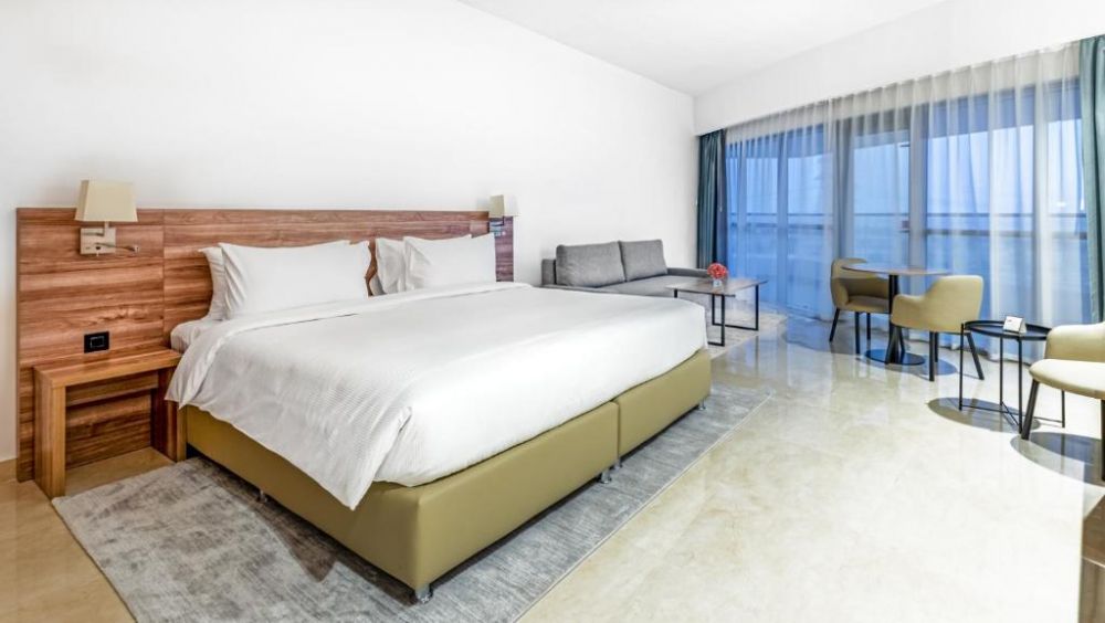 Premium Studio, Pyramisa Dubai 4*