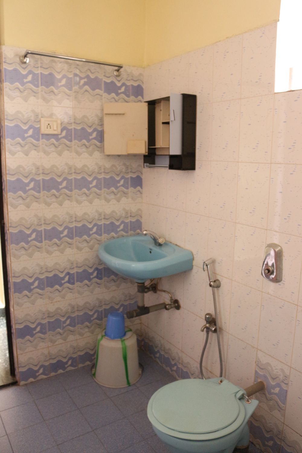 Two Bedroom Apartment AC, IBR Guest House 