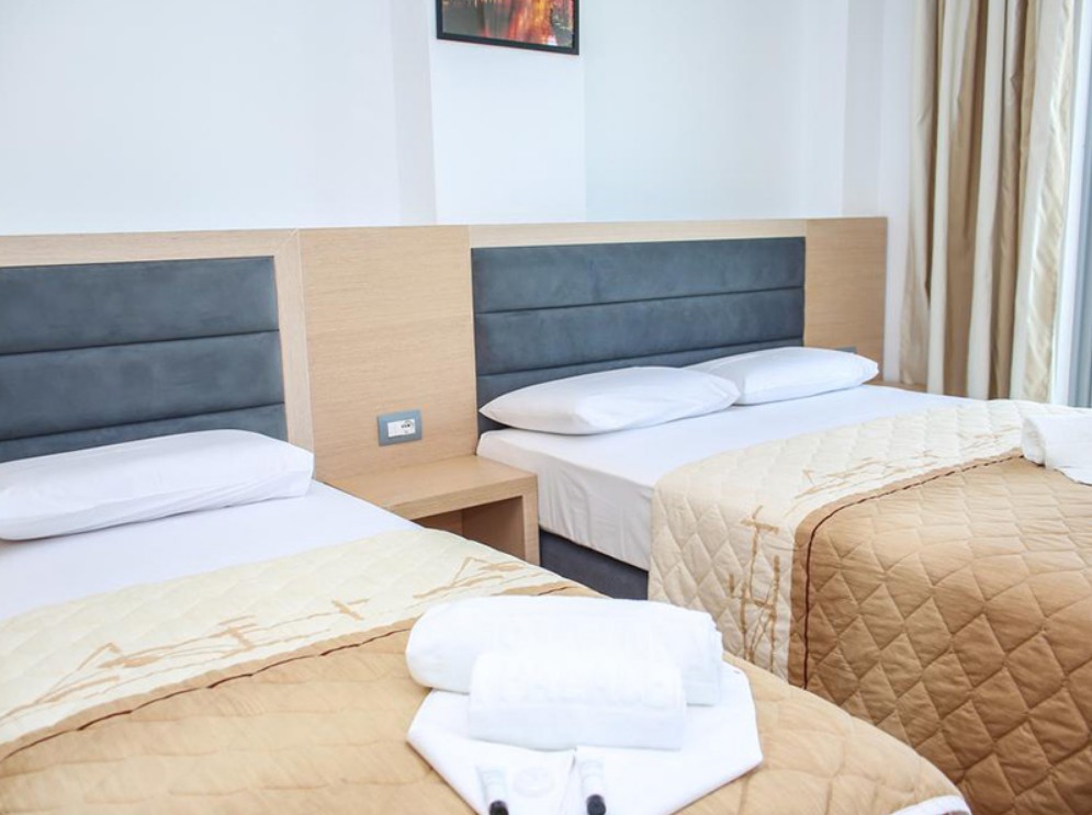 Triple Room, Saranda Palace 4*