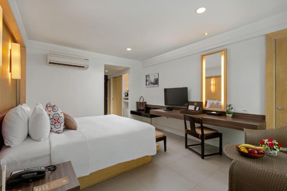 Deluxe Room, Sawaddi Patong Resort & Spa By Tolani 4*