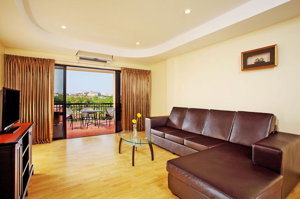 Two Bedroom Suites, Nova Park Pattaya 3*