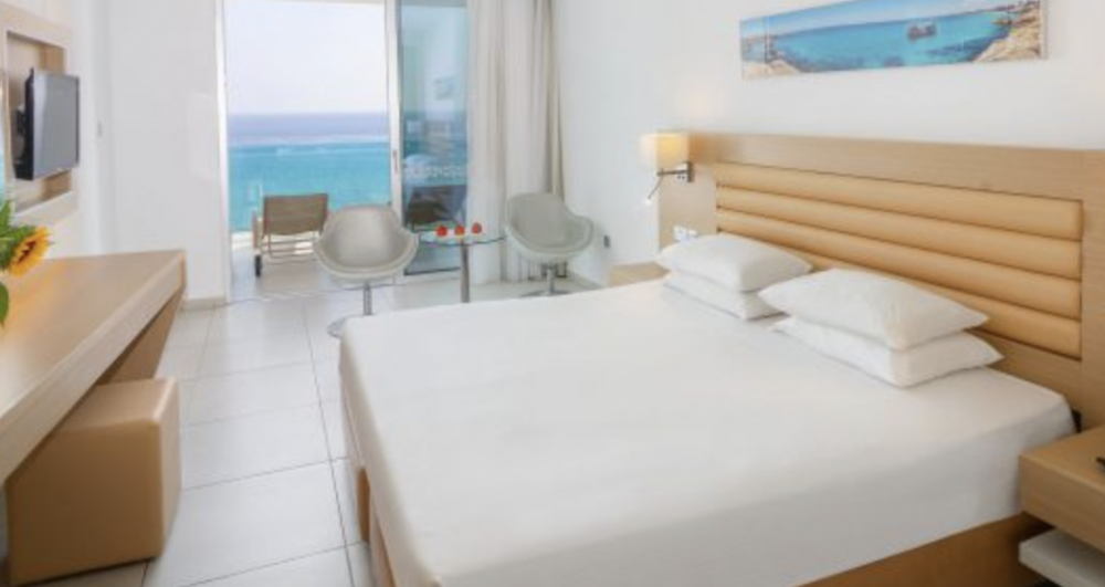 Superior Room, Vrissaki Beach Hotel 4*